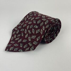 Louis Feraud Tie Mens Red Diamonds 100% Italian Silk